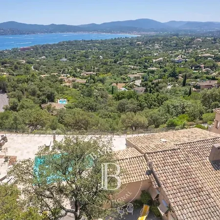 La Lirra Villa